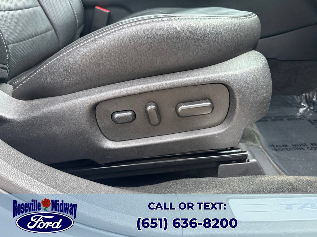 Used 2017 Ford Taurus SHO w/ Driver Assist Package AWD/4WD image 36