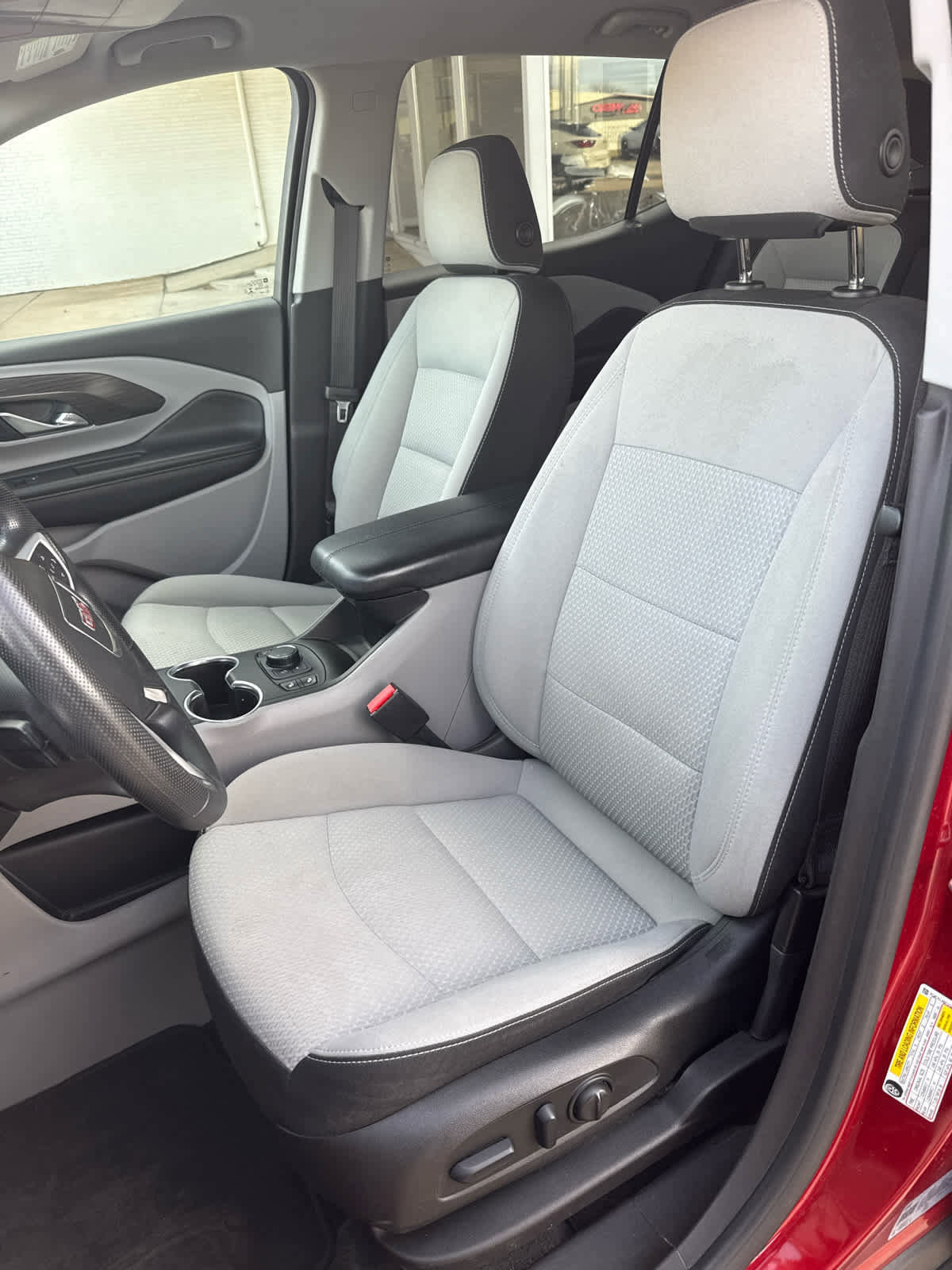 Used 2022 GMC Terrain SLE w/ Driver Convenience Package image 12