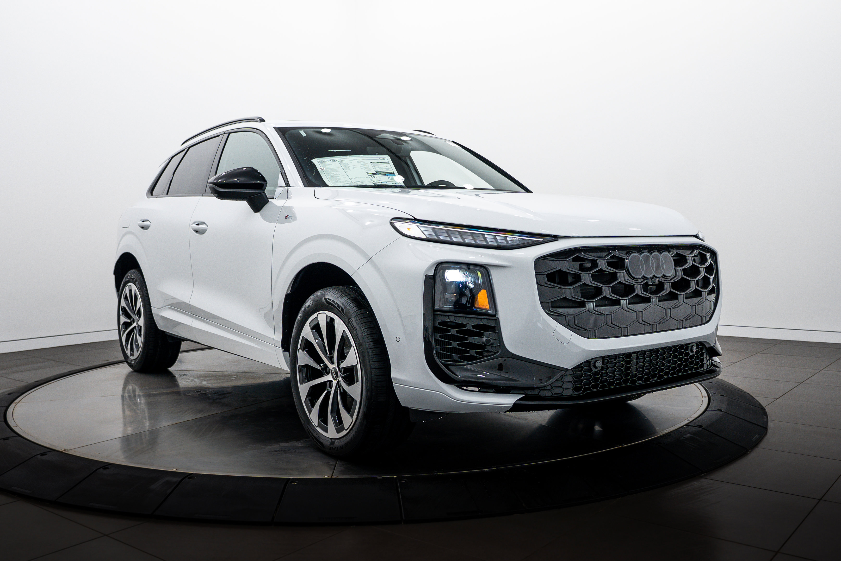 New 2026 Audi Q3 quattro 2.0T AWD/4WD video 2