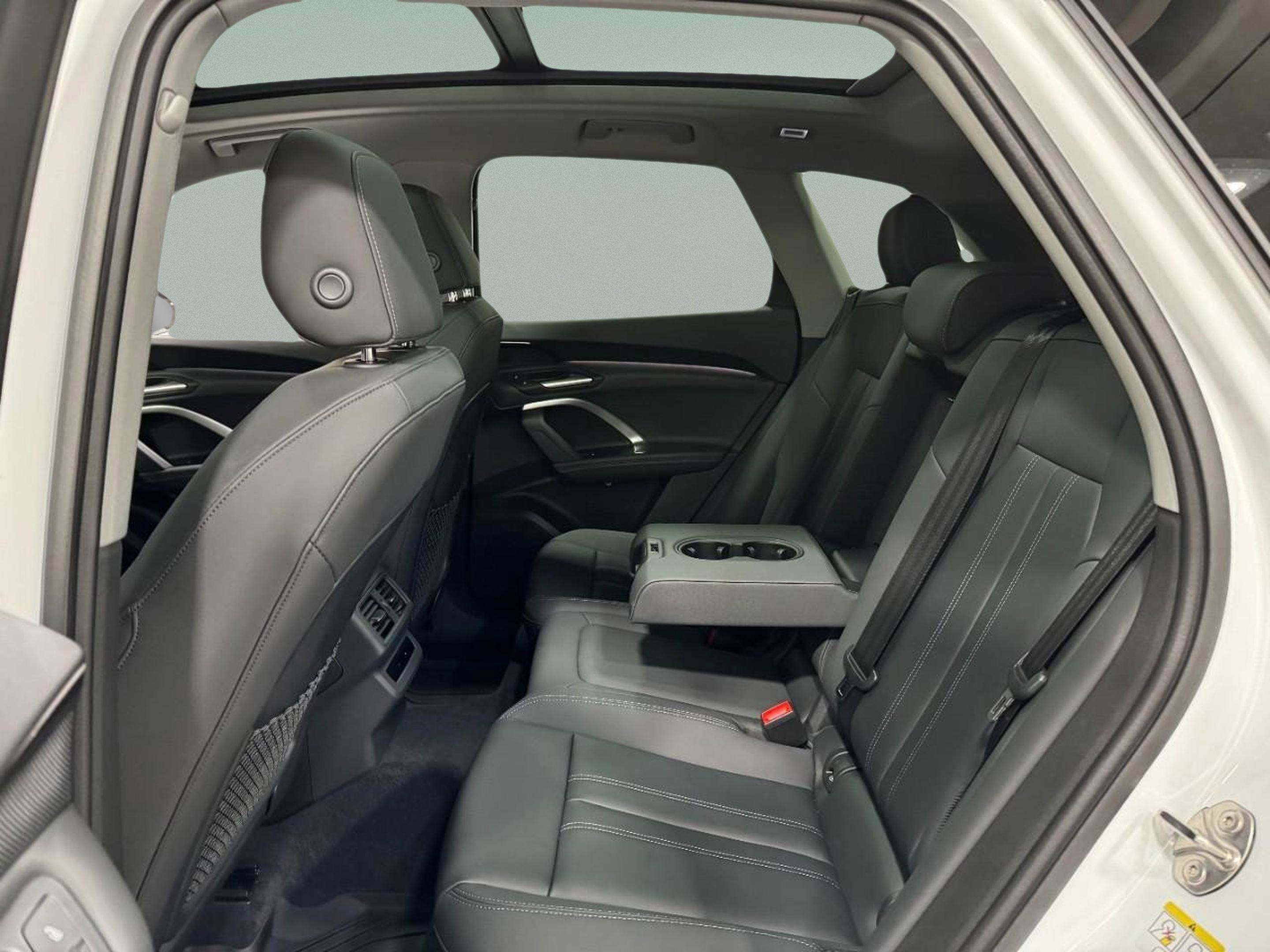 New 2025 Audi Q5 Premium image 8