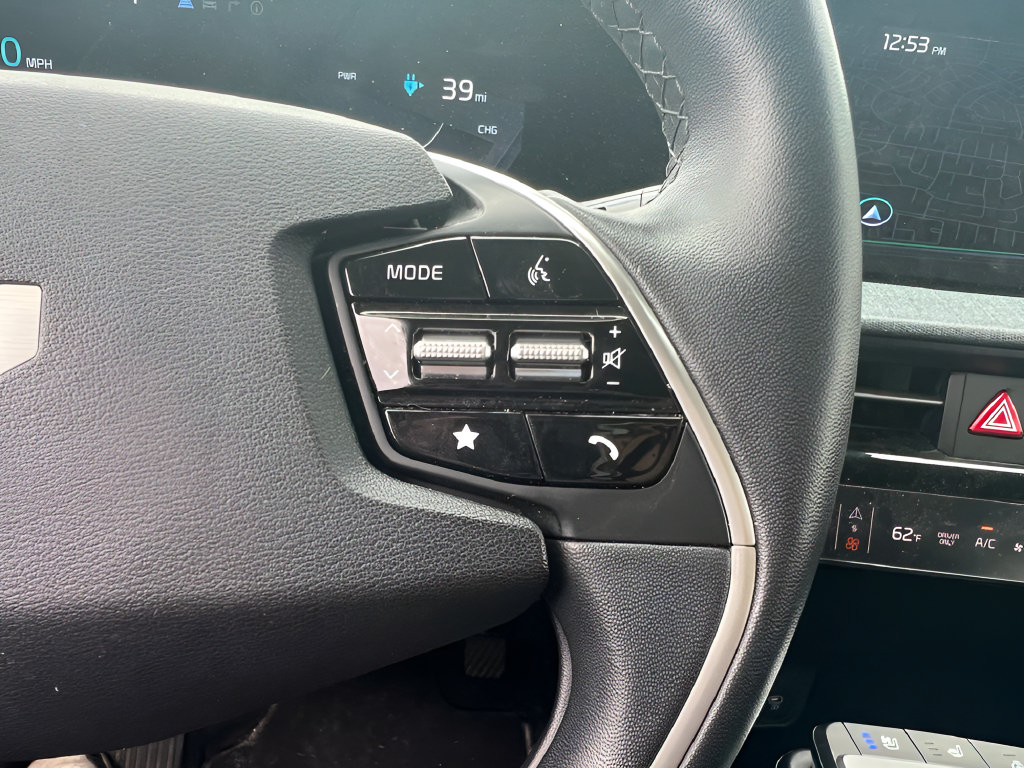 Used 2024 Kia EV6 Wind w/ Wind Technology Package AWD/4WD image 23