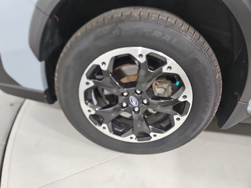 Certified 2022 Subaru Crosstrek 2.0i Premium image 27