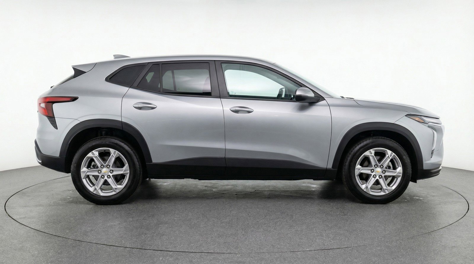Used 2025 Chevrolet Blazer LT FWD image 11