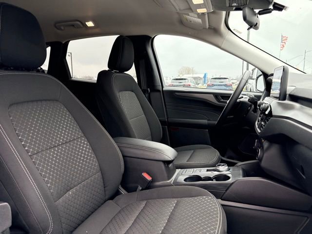 Used 2023 Ford Escape Active image 12