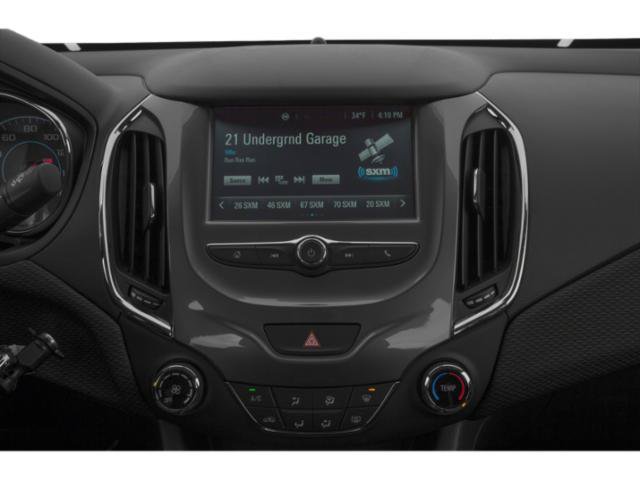 Used 2018 Chevrolet Cruze LT w/ Convenience Package FWD image 13
