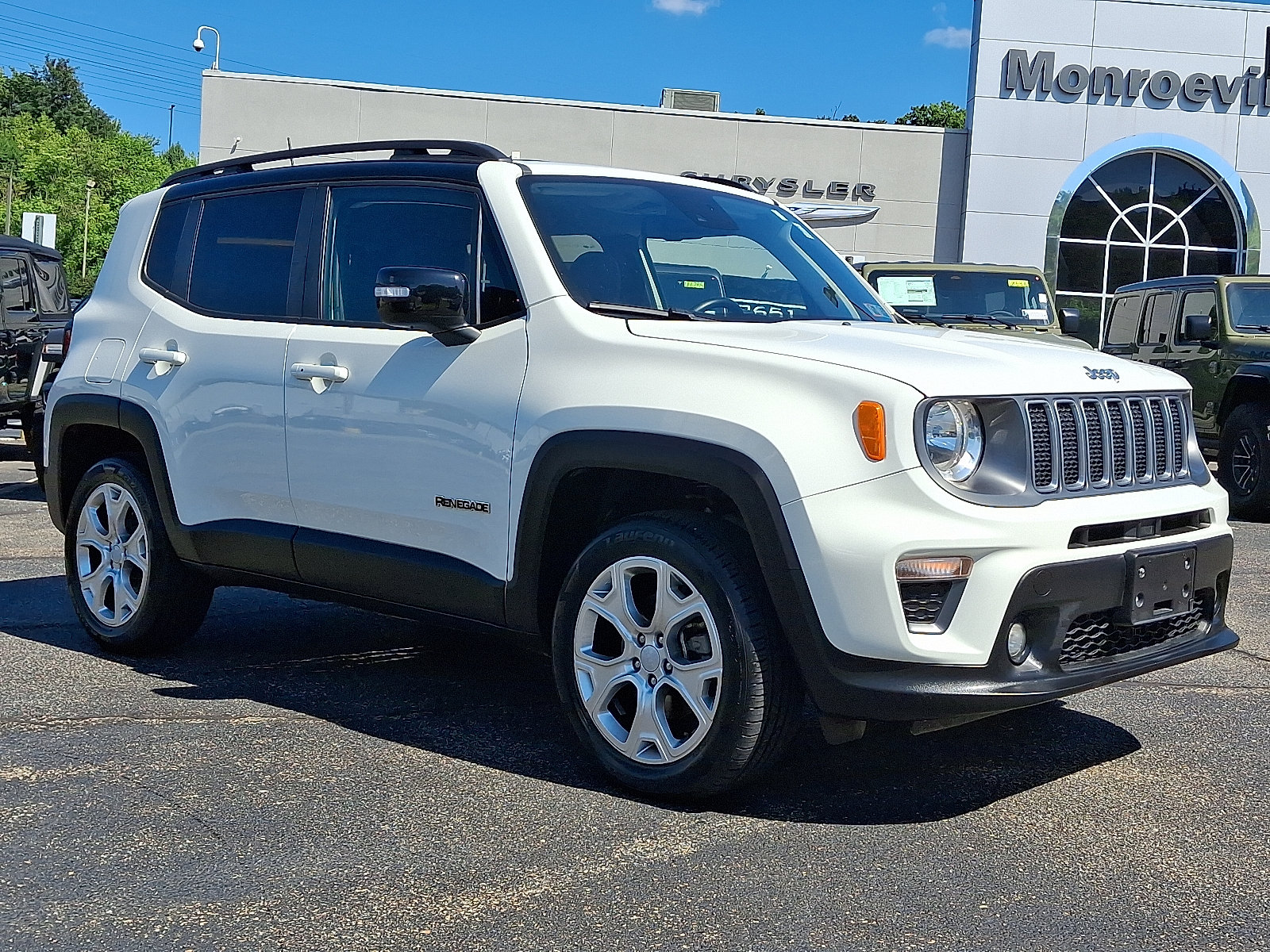 Certified 2022 Jeep Renegade Limited AWD/4WD image 3