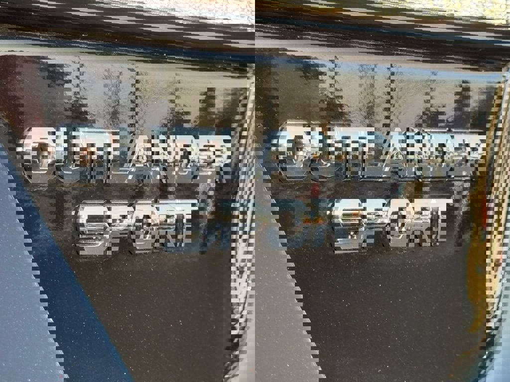 Used 2025 Mitsubishi Outlander Sport AWD image 10