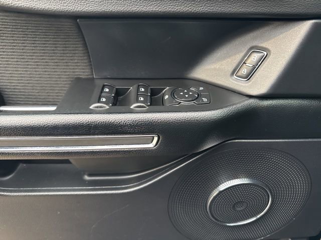 Used 2021 Ford Expedition XLT image 7