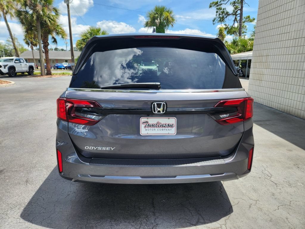 Used 2026 Honda Odyssey EX-L image 4