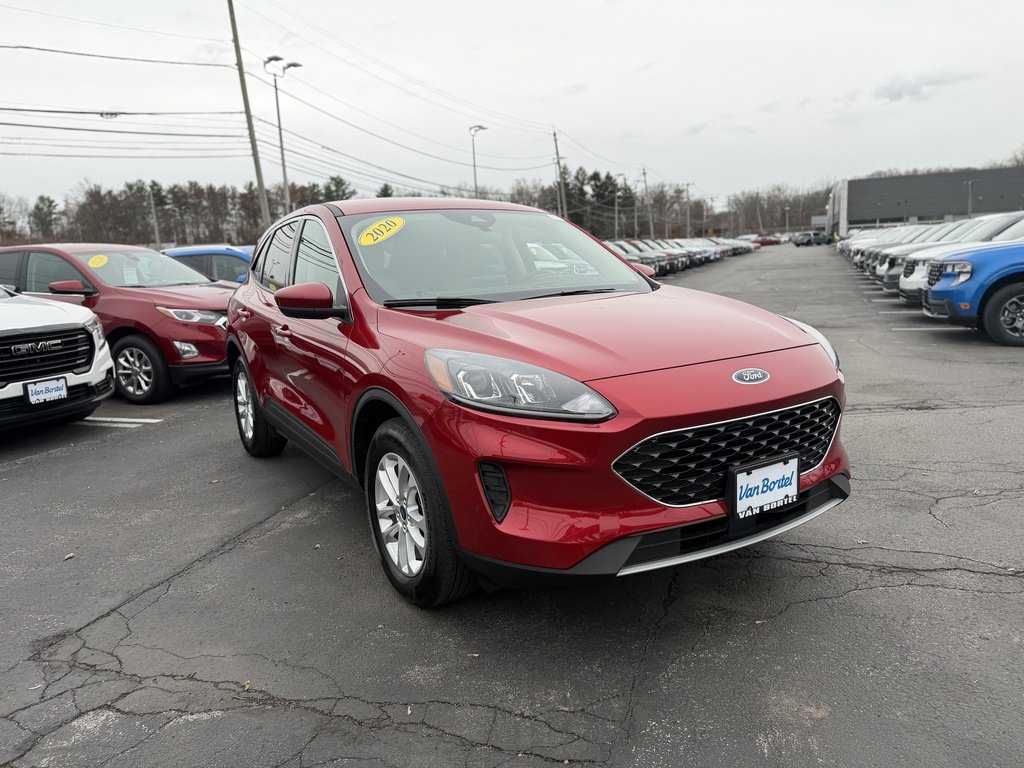 Used 2020 Ford Escape SE image 9