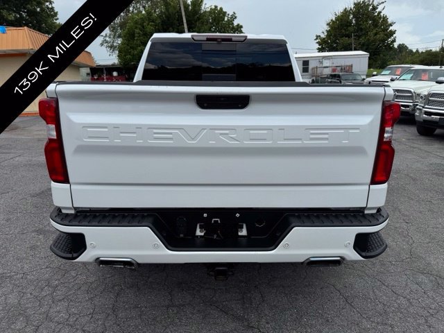 Used 2019 Chevrolet Silverado 1500 High Country w/ Technology Package AWD/4WD image 3