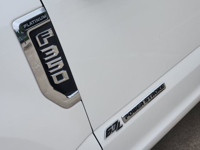 Used 2021 Ford F350 Platinum w/ FX4 Off-Road Package AWD/4WD image 12