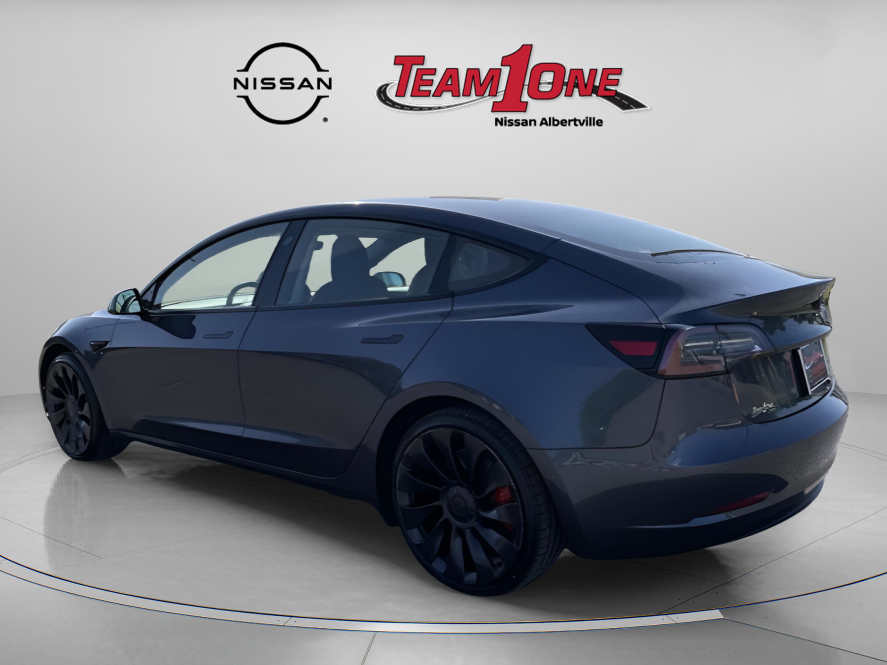 Used 2022 Tesla Model 3 Performance image 6