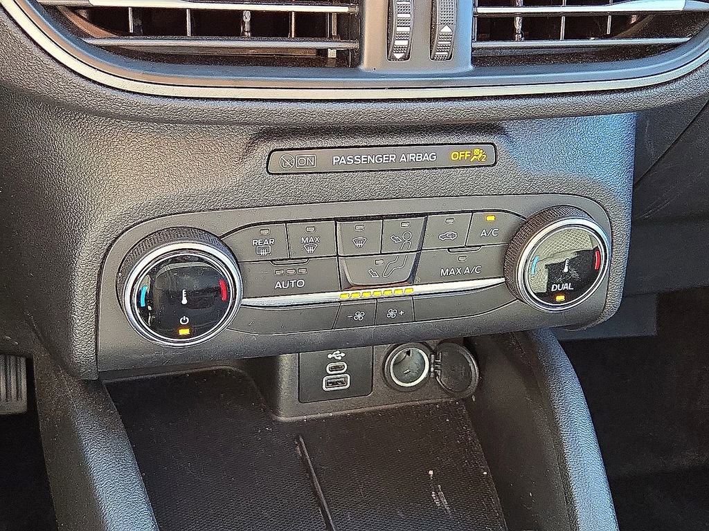 Used 2025 Ford Escape Active image 29