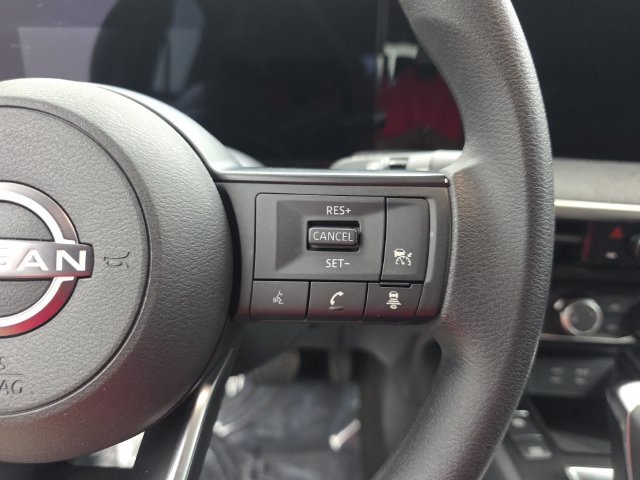 Used 2026 Nissan Kicks S FWD image 18