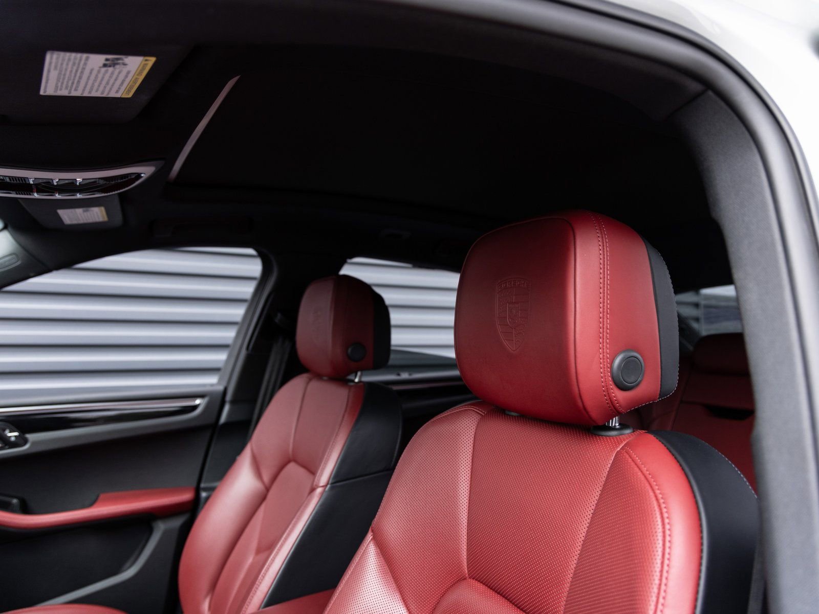 Certified 2024 Porsche Macan image 24