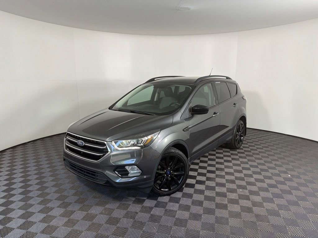 Used 2018 Ford Escape SE w/ SE SYNC Package FWD image 21