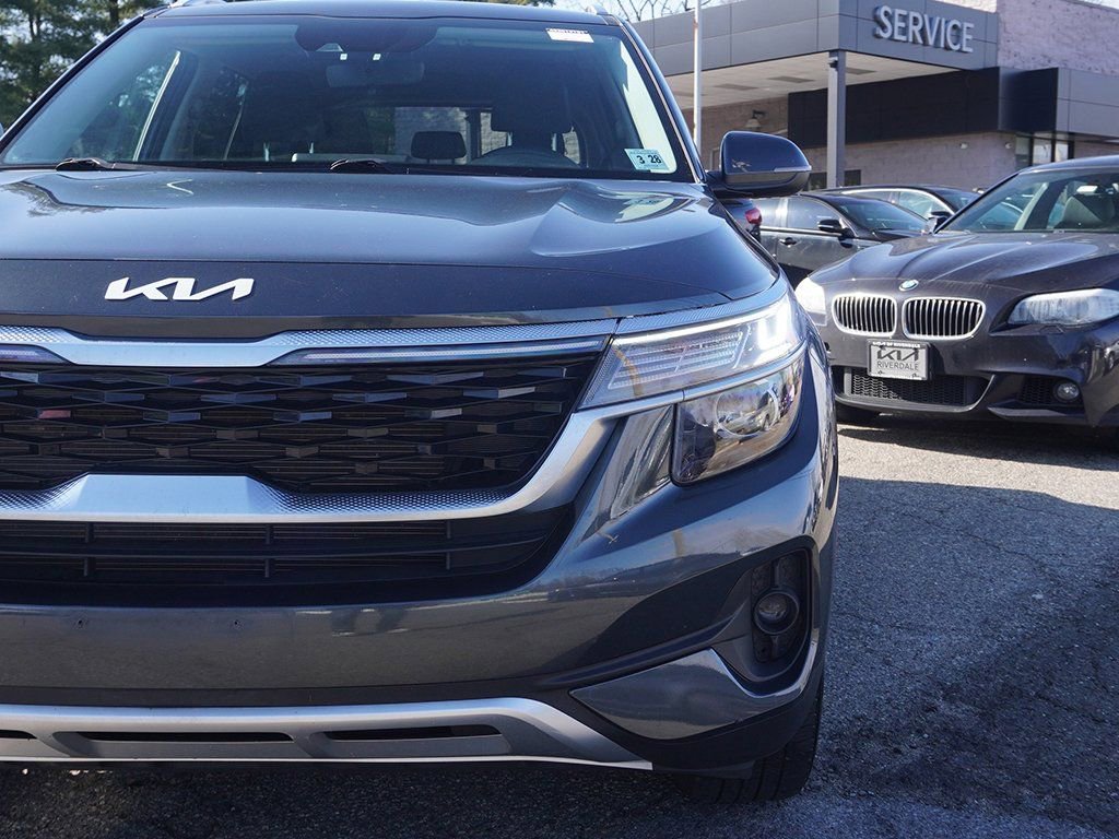 Used 2023 Kia Seltos S image 12
