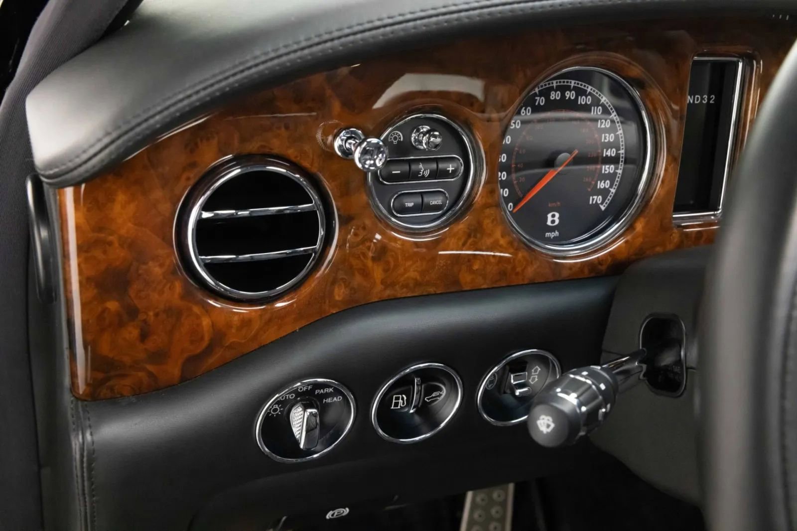 Used 2005 Bentley Arnage T RWD image 28