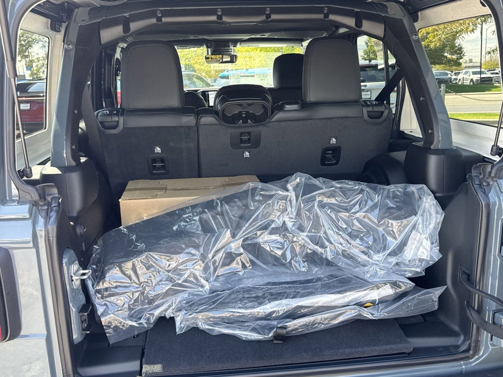 New 2025 Jeep Wrangler Unlimited Rubicon 392 image 32