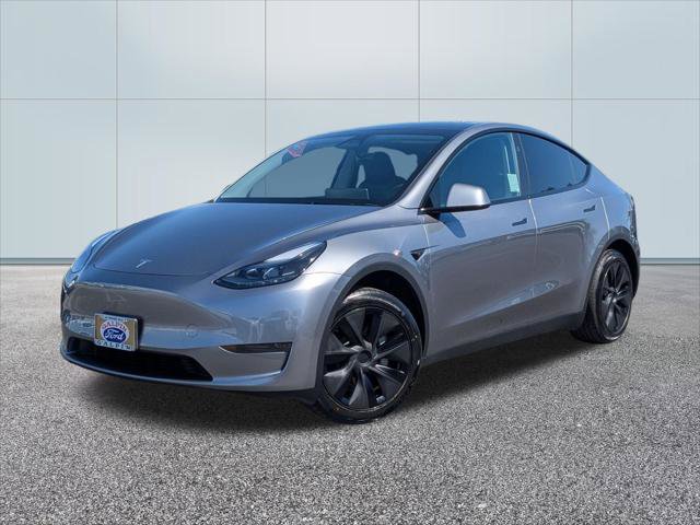 Used 2025 Tesla Model Y Long Range image 1