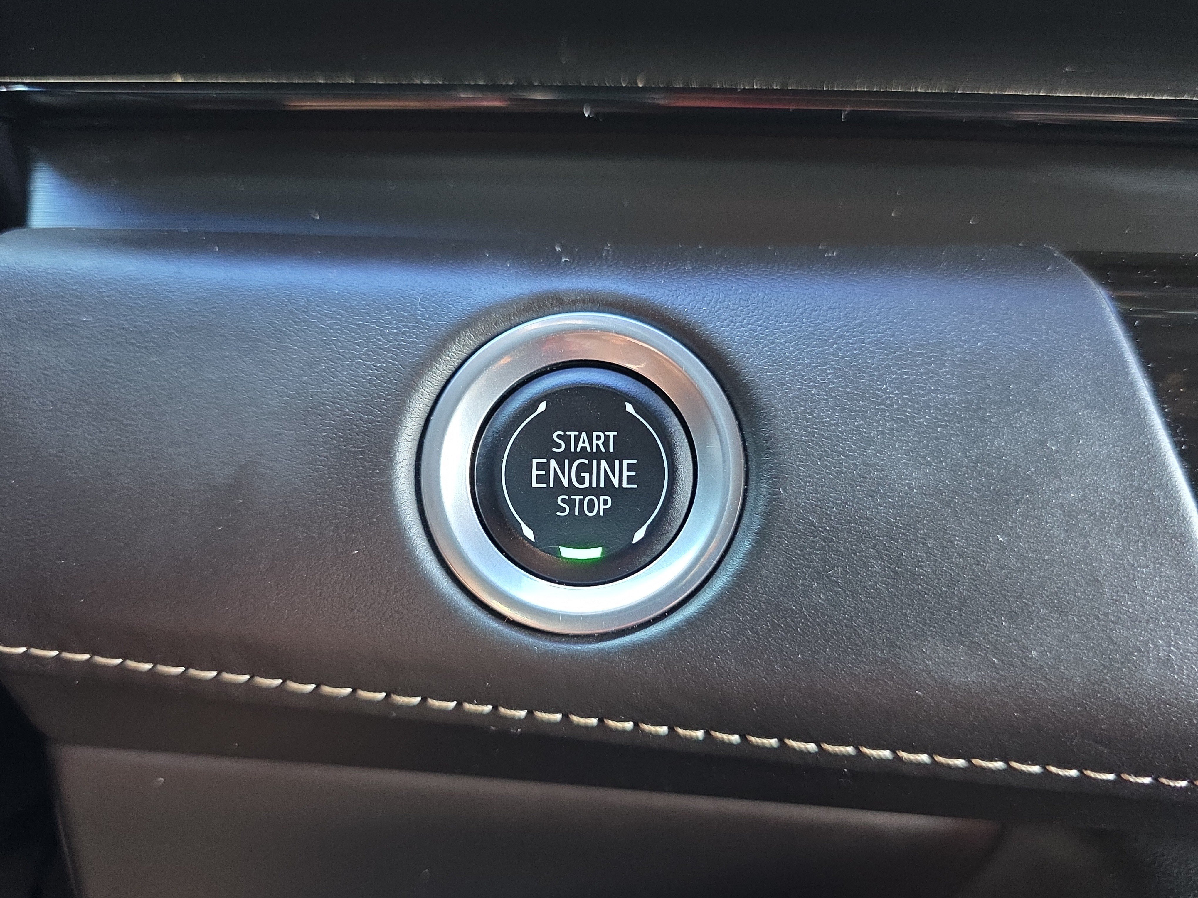 Used 2024 Cadillac Escalade Sport Platinum AWD/4WD image 27