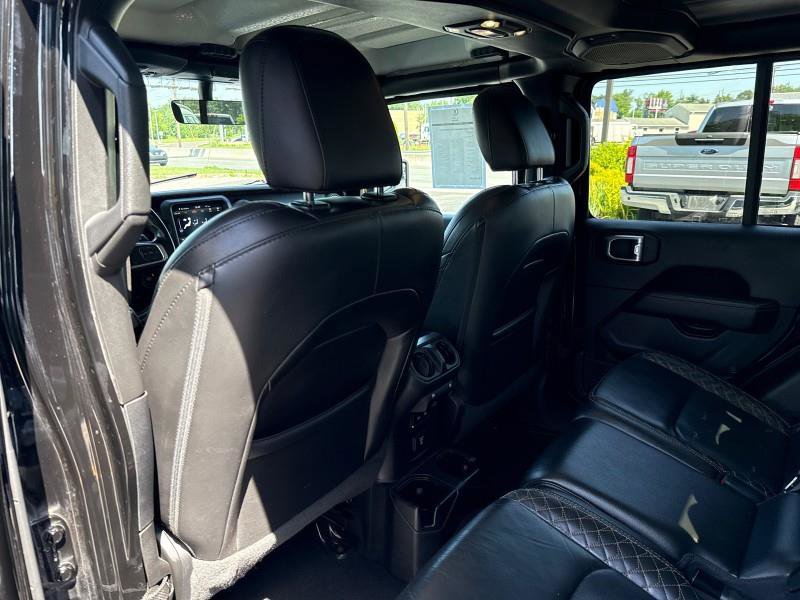 Used 2021 Jeep Gladiator Overland image 37