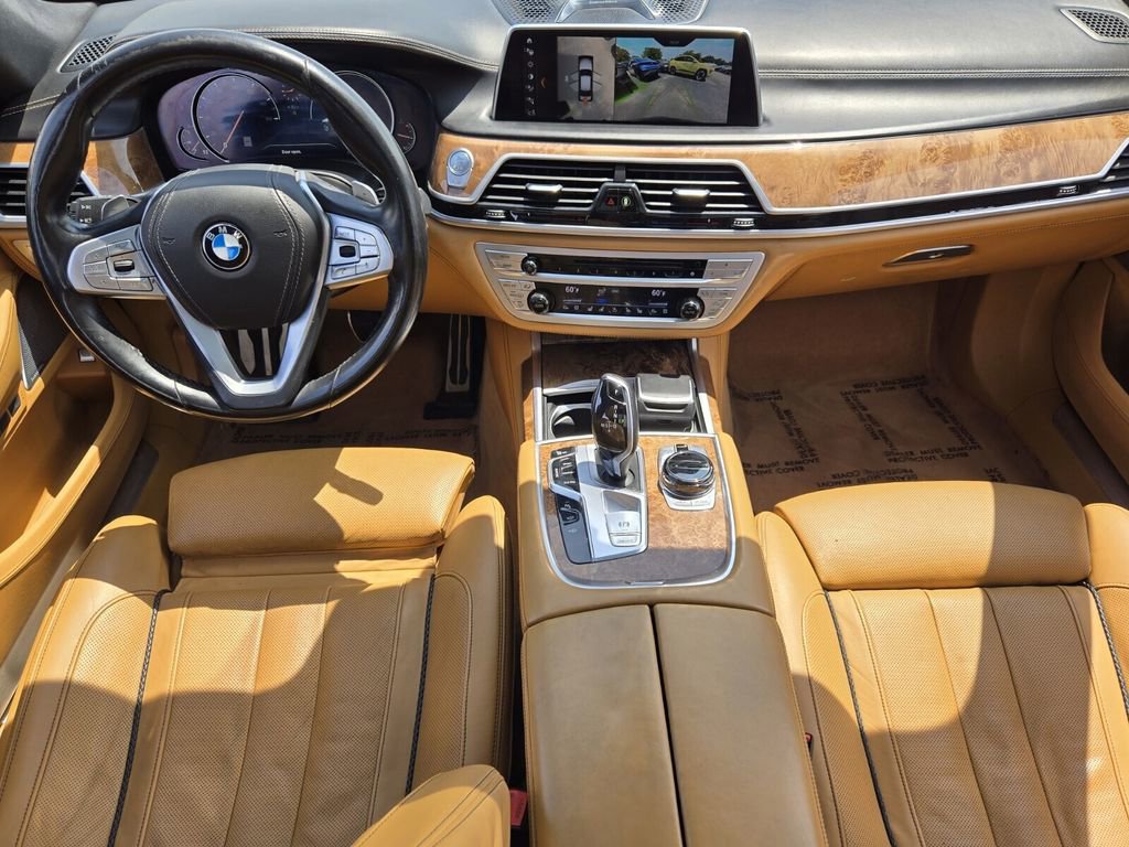 Used 2018 BMW 750i xDrive AWD/4WD image 12