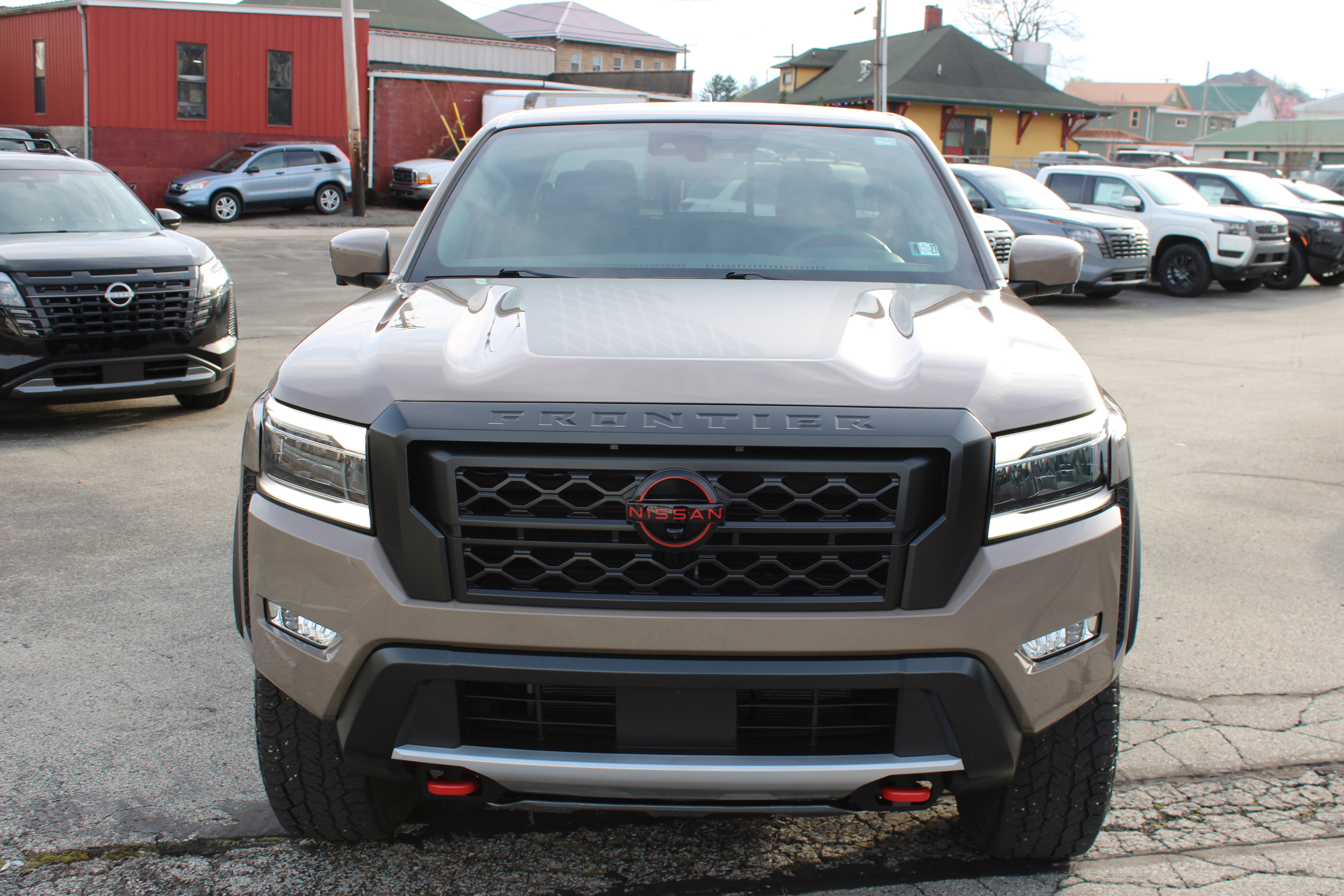 Certified 2023 Nissan Frontier PRO-4X w/ Pro Convenience Package image 11