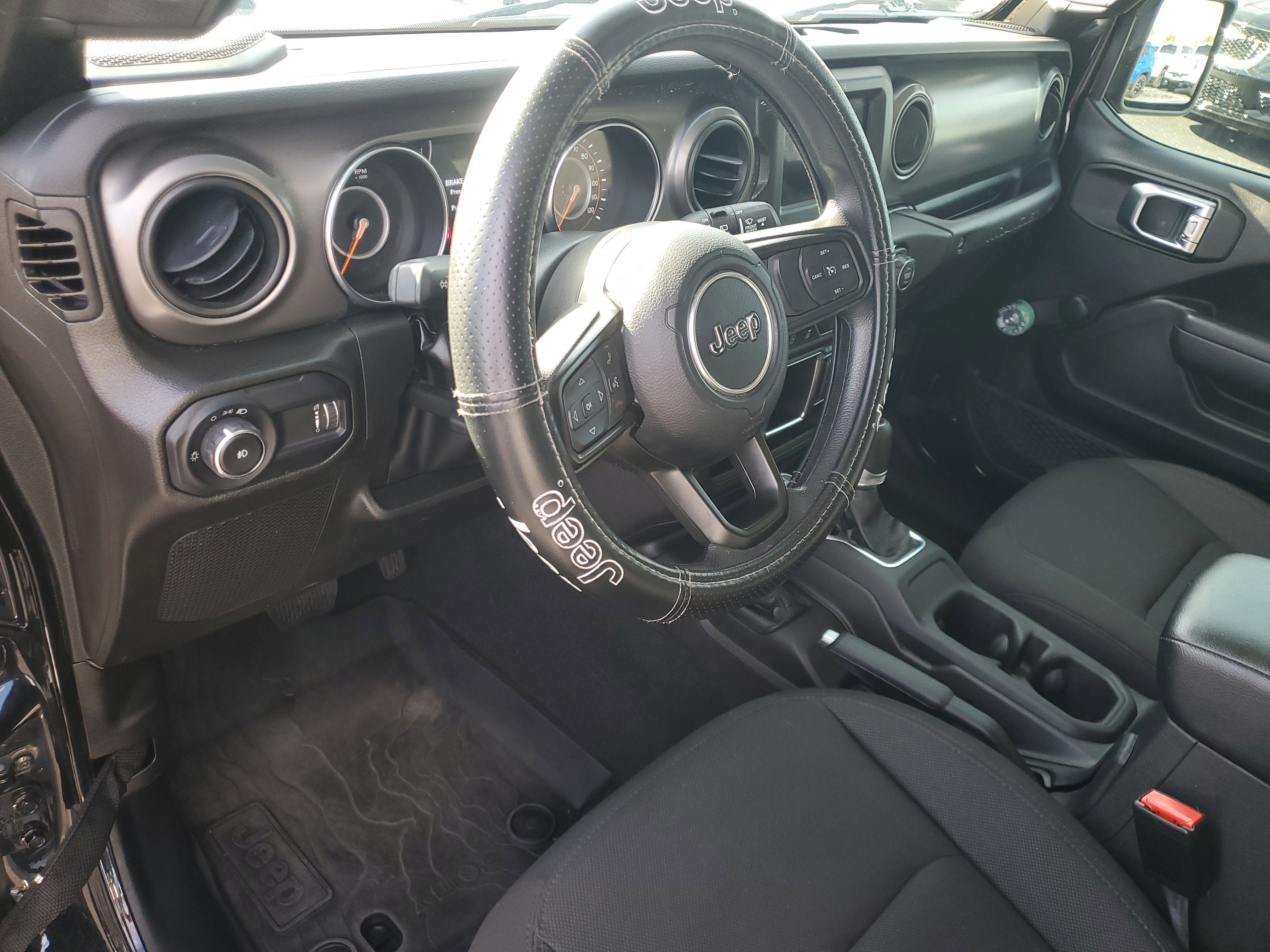 Used 2023 Jeep Wrangler Sport image 13