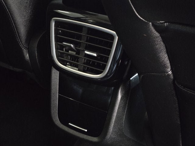 Used 2023 Lincoln Nautilus AWD w/ Premium Package image 9