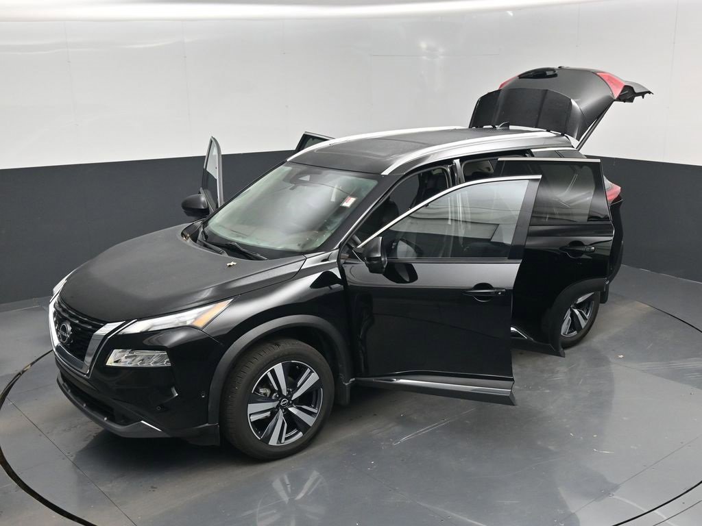 Used 2023 Nissan Rogue SL w/ SL Premium Package image 55