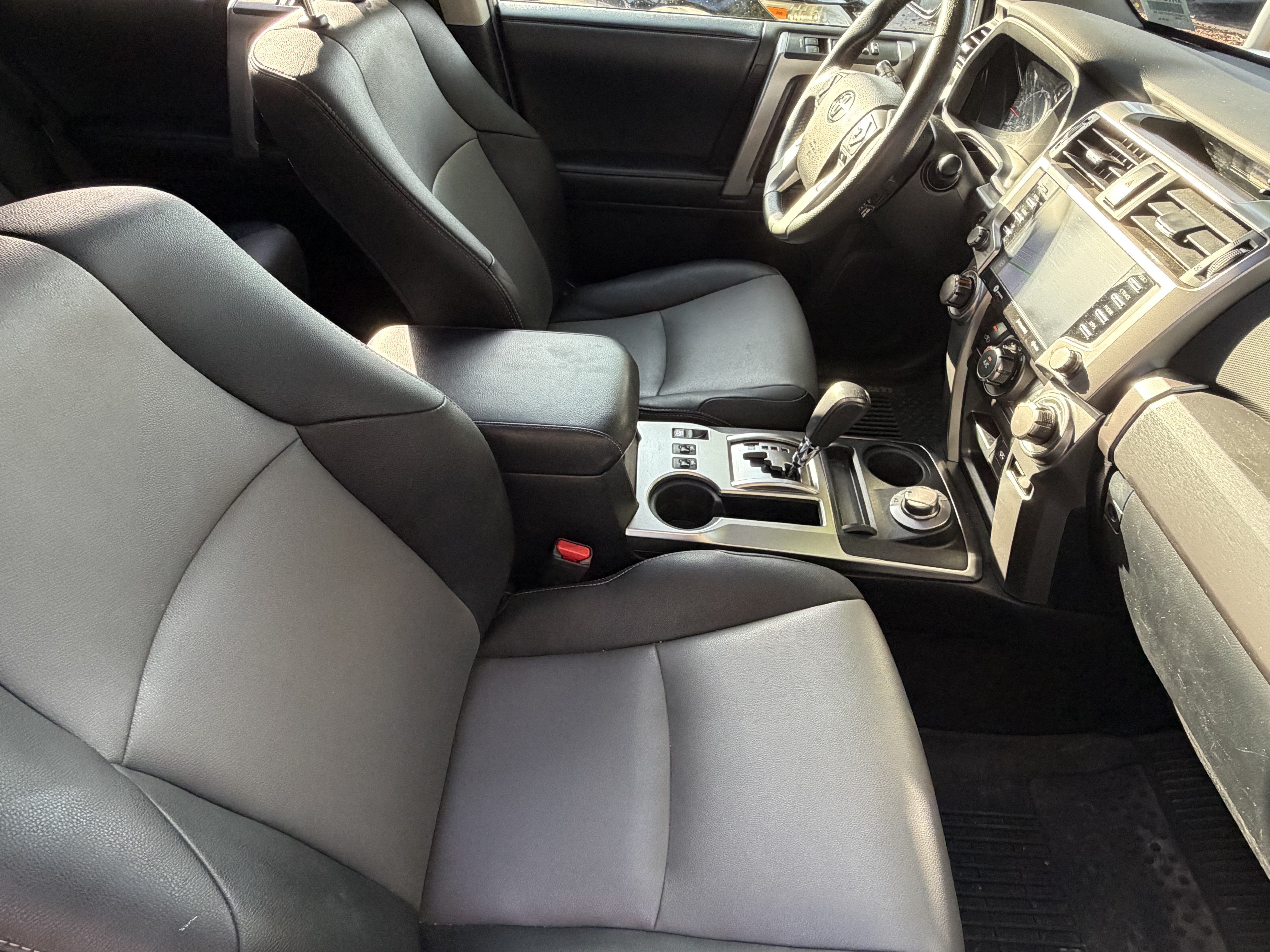 Used 2020 Toyota 4Runner SR5 Premium w/ Moonroof Package AWD/4WD image 44