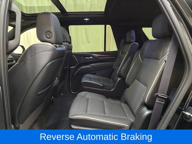 Used 2023 Cadillac Escalade Premium Luxury AWD/4WD image 30