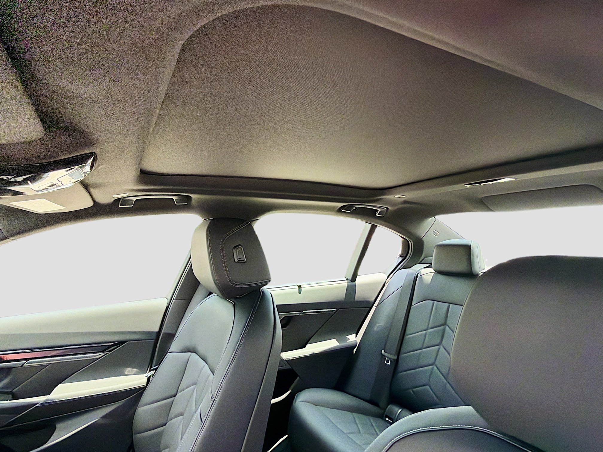 New 2027 BMW 550e xDrive w/ Executive Package AWD/4WD image 26