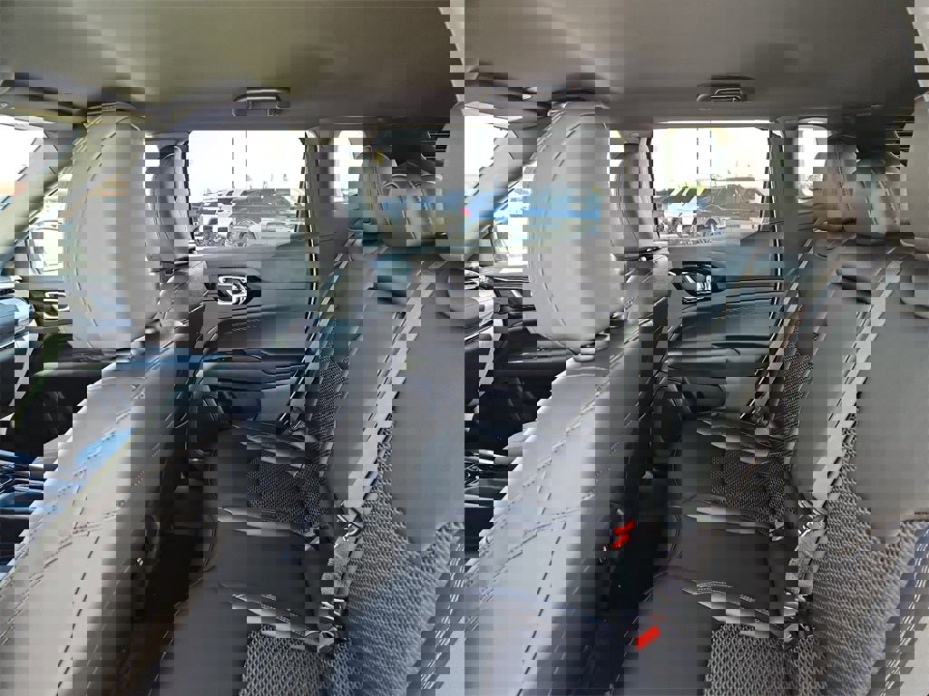 New 2026 Jeep Compass Latitude image 17