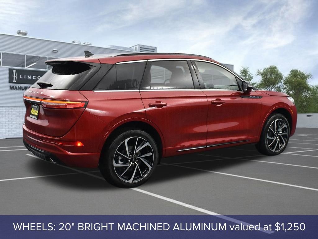 New 2025 Lincoln Corsair Grand Touring w/ Equipment Group 301A AWD/4WD image 4