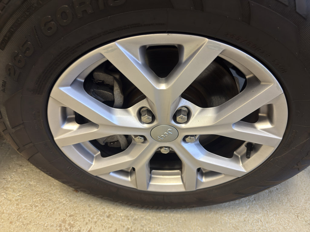 Used 2021 Jeep Grand Cherokee L Limited image 35