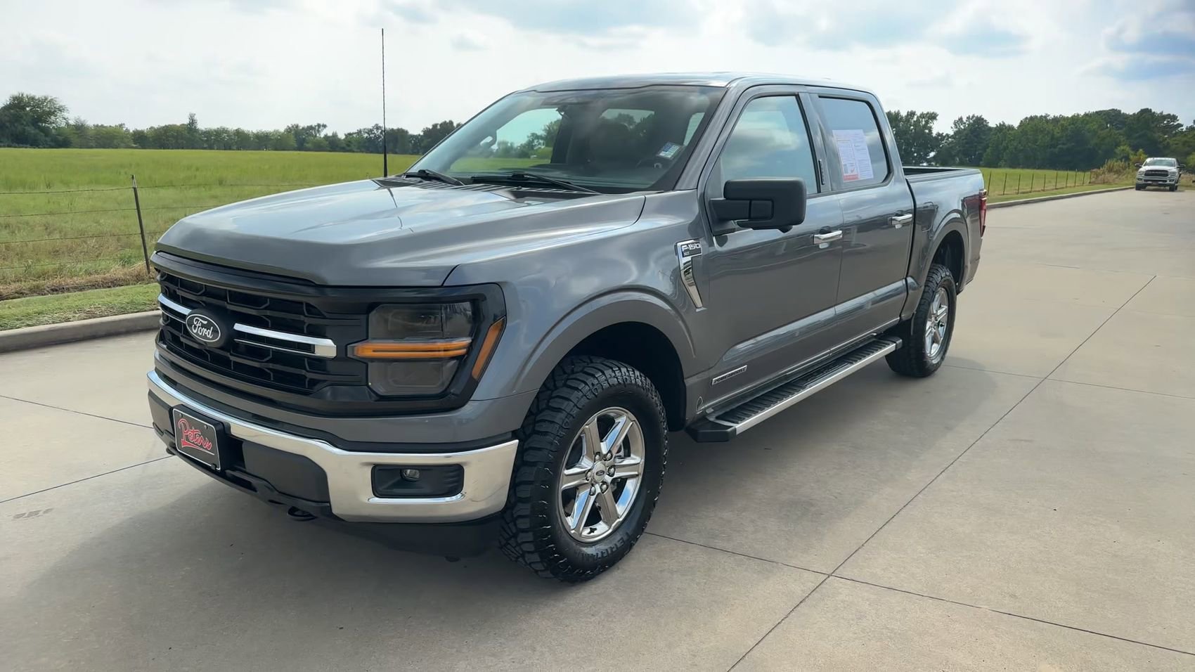 Used 2024 Ford F150 XLT w/ Mobile Office Package image 4