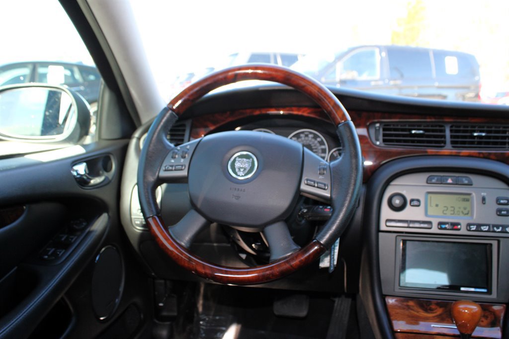 Used 2005 Jaguar X-TYPE 3.0 image 14