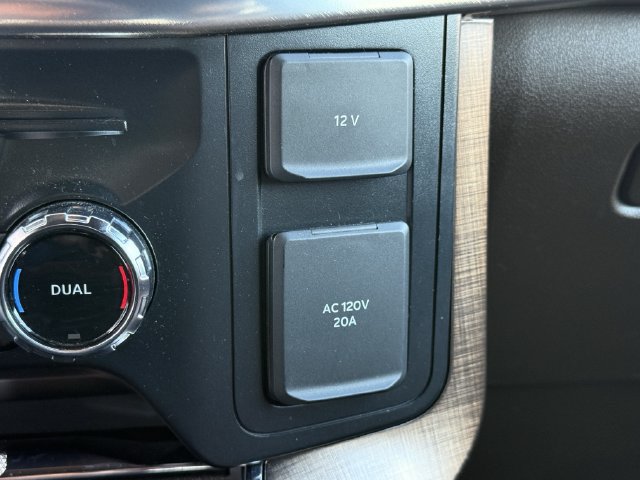 Used 2024 Ford F150 King Ranch w/ FX4 Off-Road Package AWD/4WD image 23
