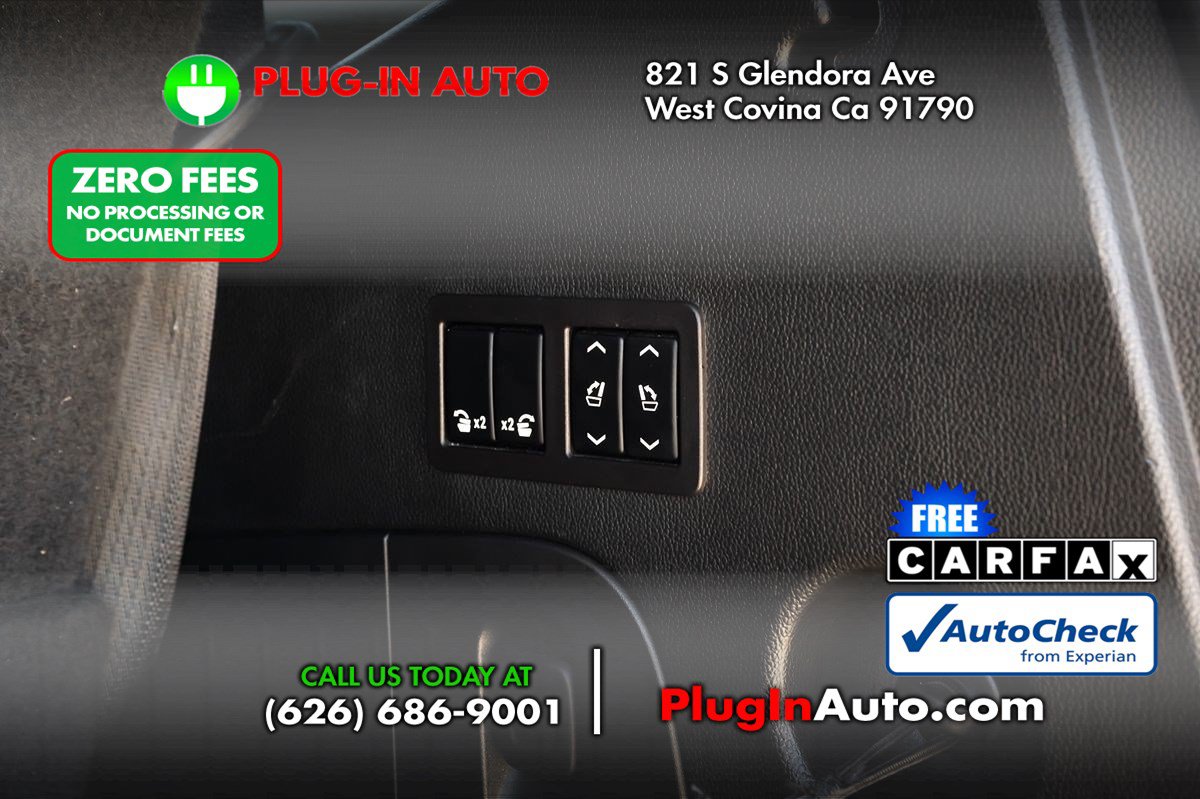 Used 2020 GMC Yukon Denali w/ Denali Premium Package AWD/4WD image 16