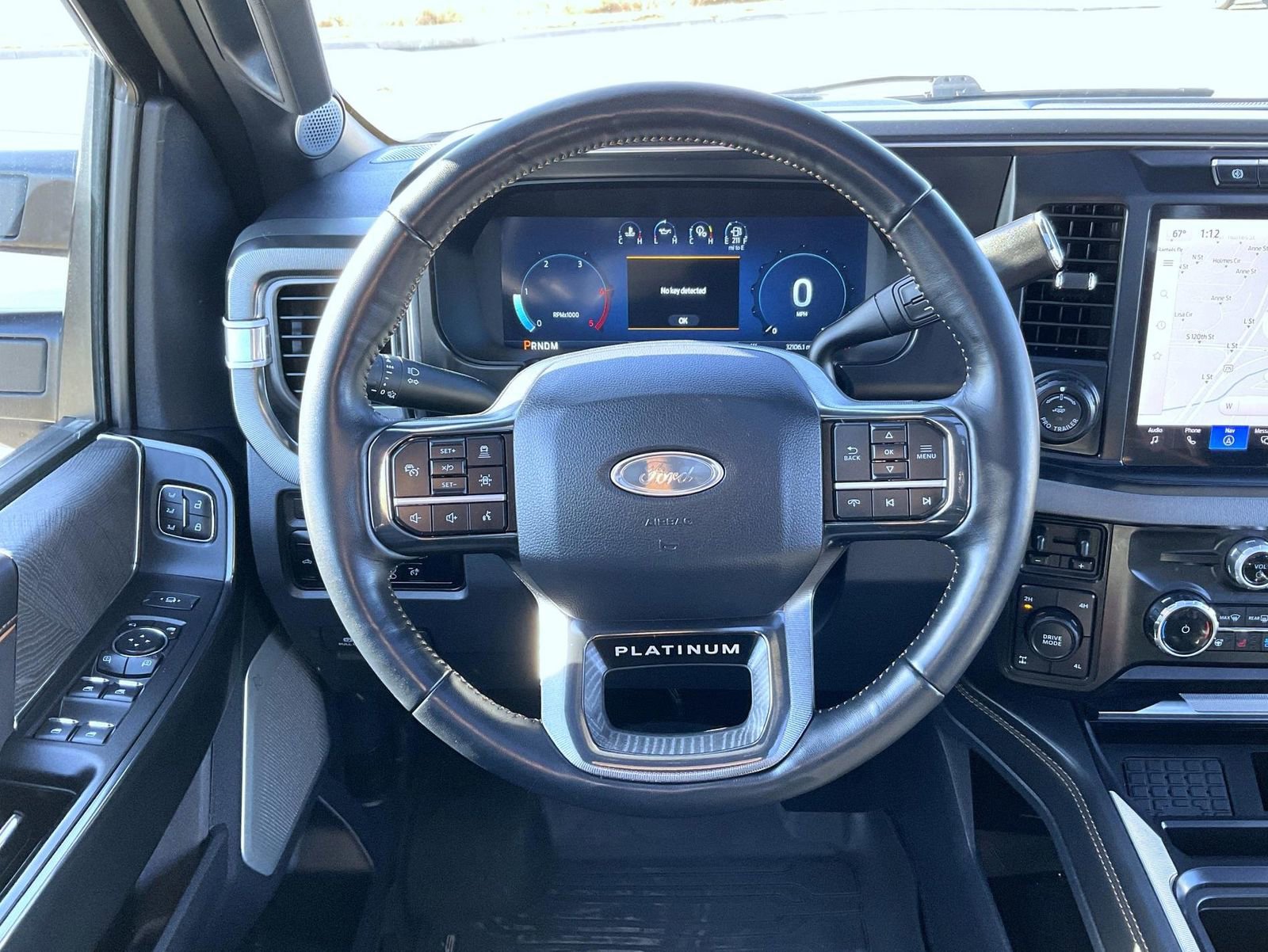 Used 2024 Ford F250 Platinum image 11