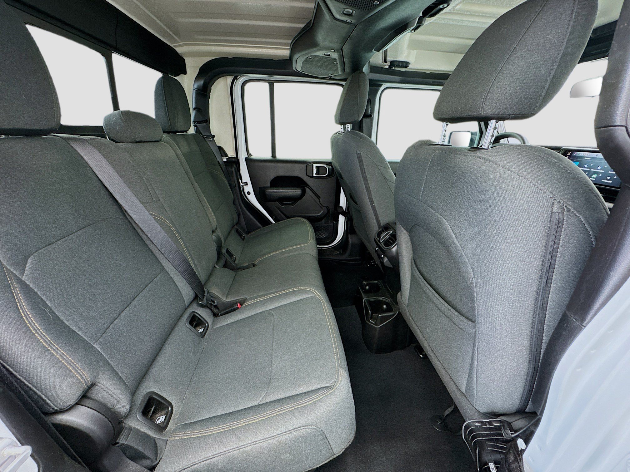Used 2025 Jeep Gladiator Sport AWD/4WD image 18