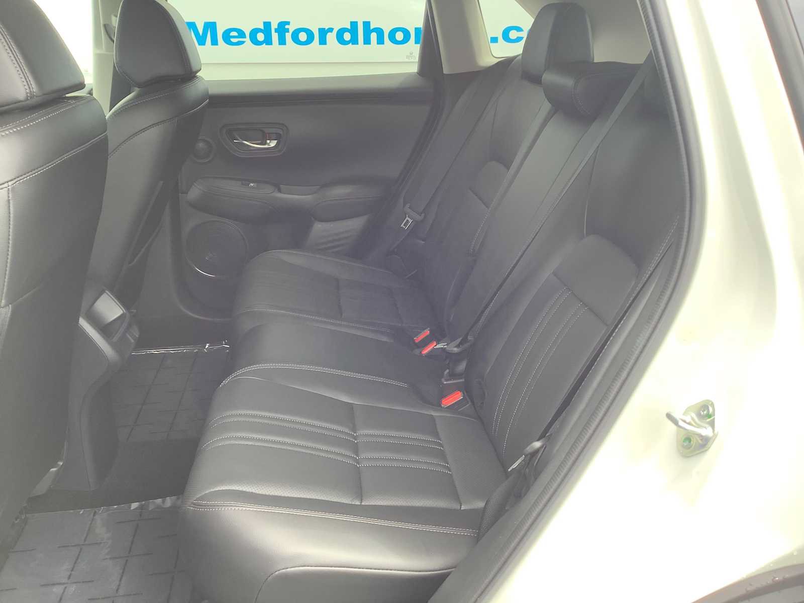 Used 2024 Honda HR-V EX-L image 13