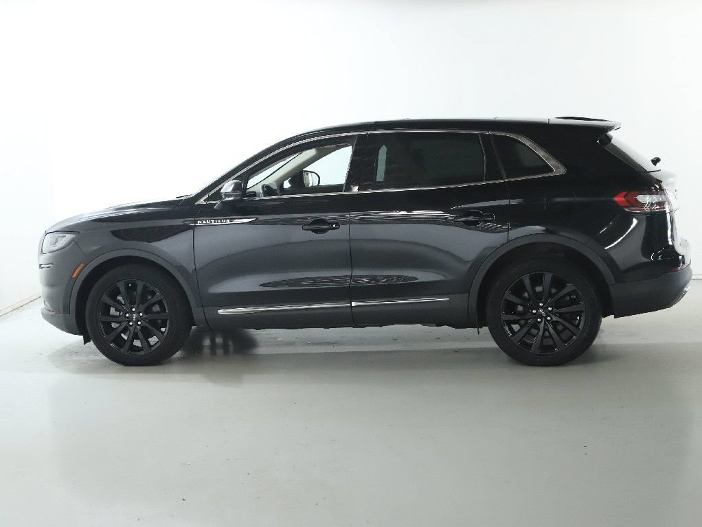 Used 2023 Lincoln Nautilus Reserve w/ Monochromatic Package AWD/4WD image 40