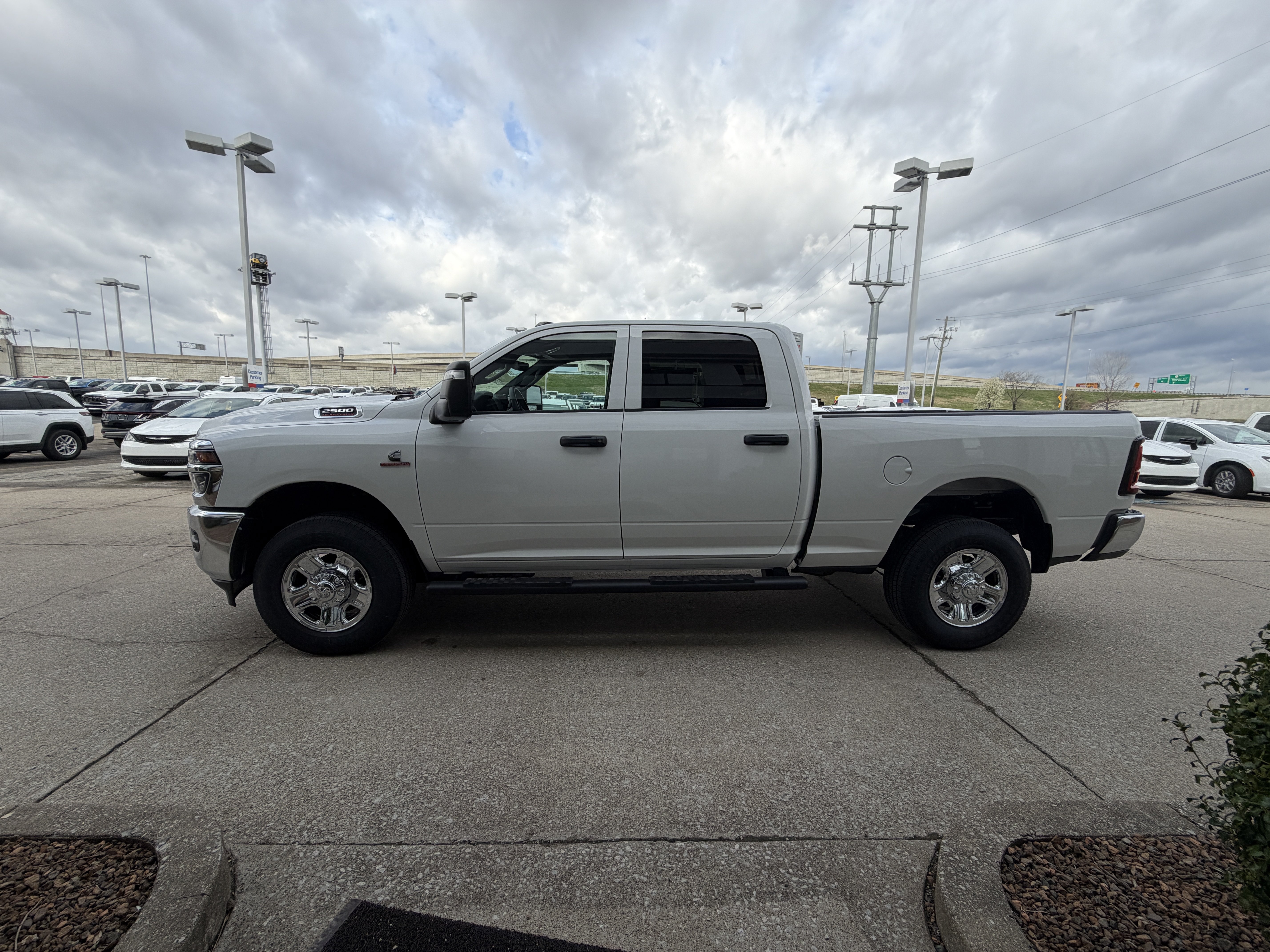 New 2026 RAM 2500 Tradesman AWD/4WD image 16