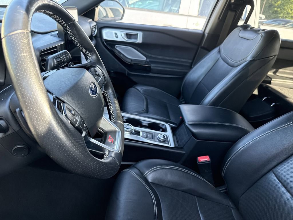 Used 2022 Ford Explorer ST w/ Equipment Group 401A AWD/4WD image 14