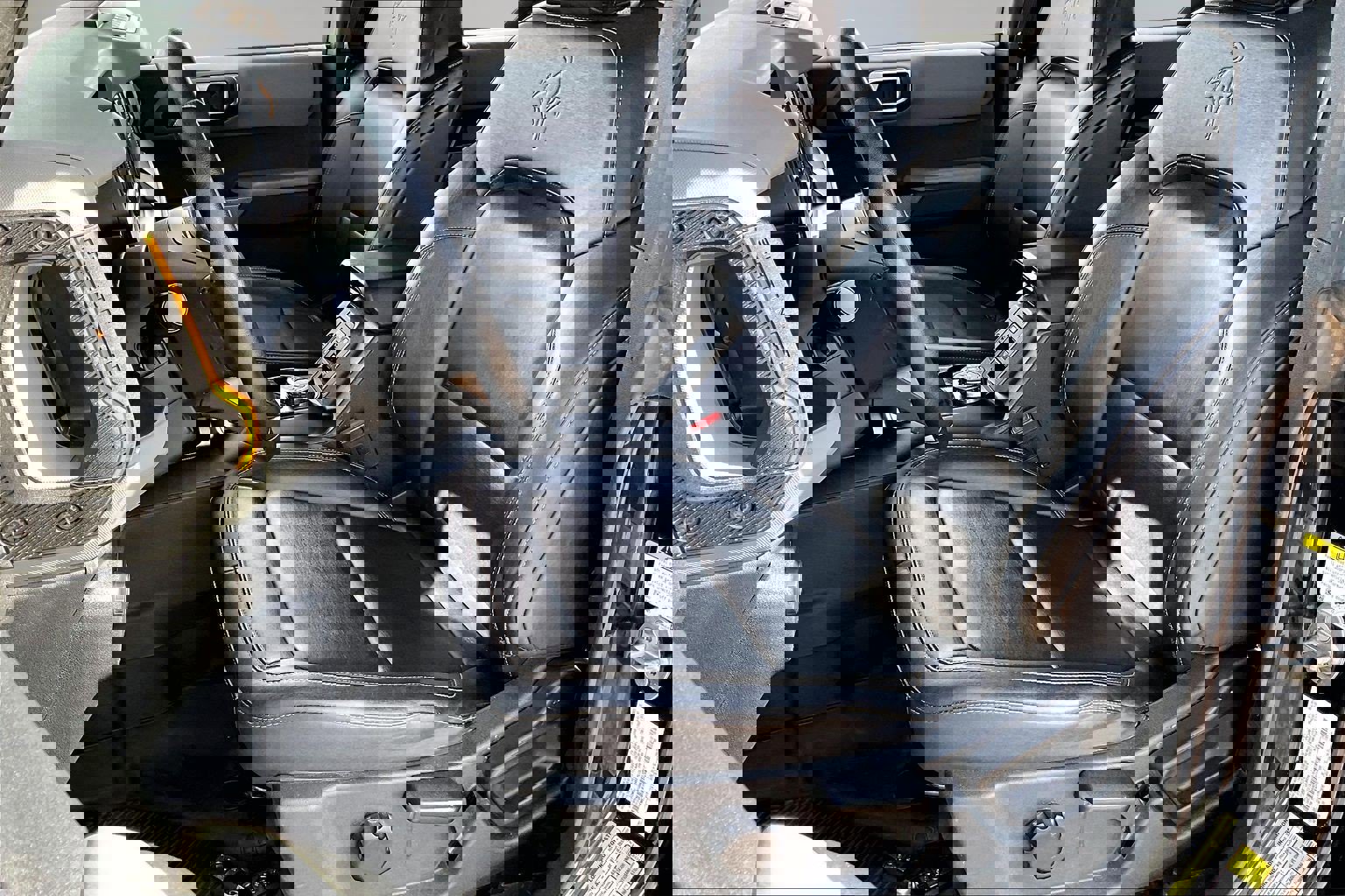 Used 2021 Ford Bronco Badlands w/ Sasquatch Package image 21