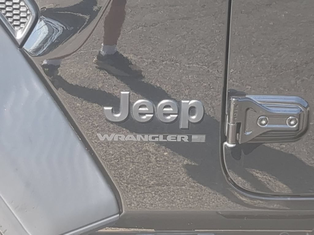 Certified 2023 Jeep Wrangler Unlimited Sport AWD/4WD image 9